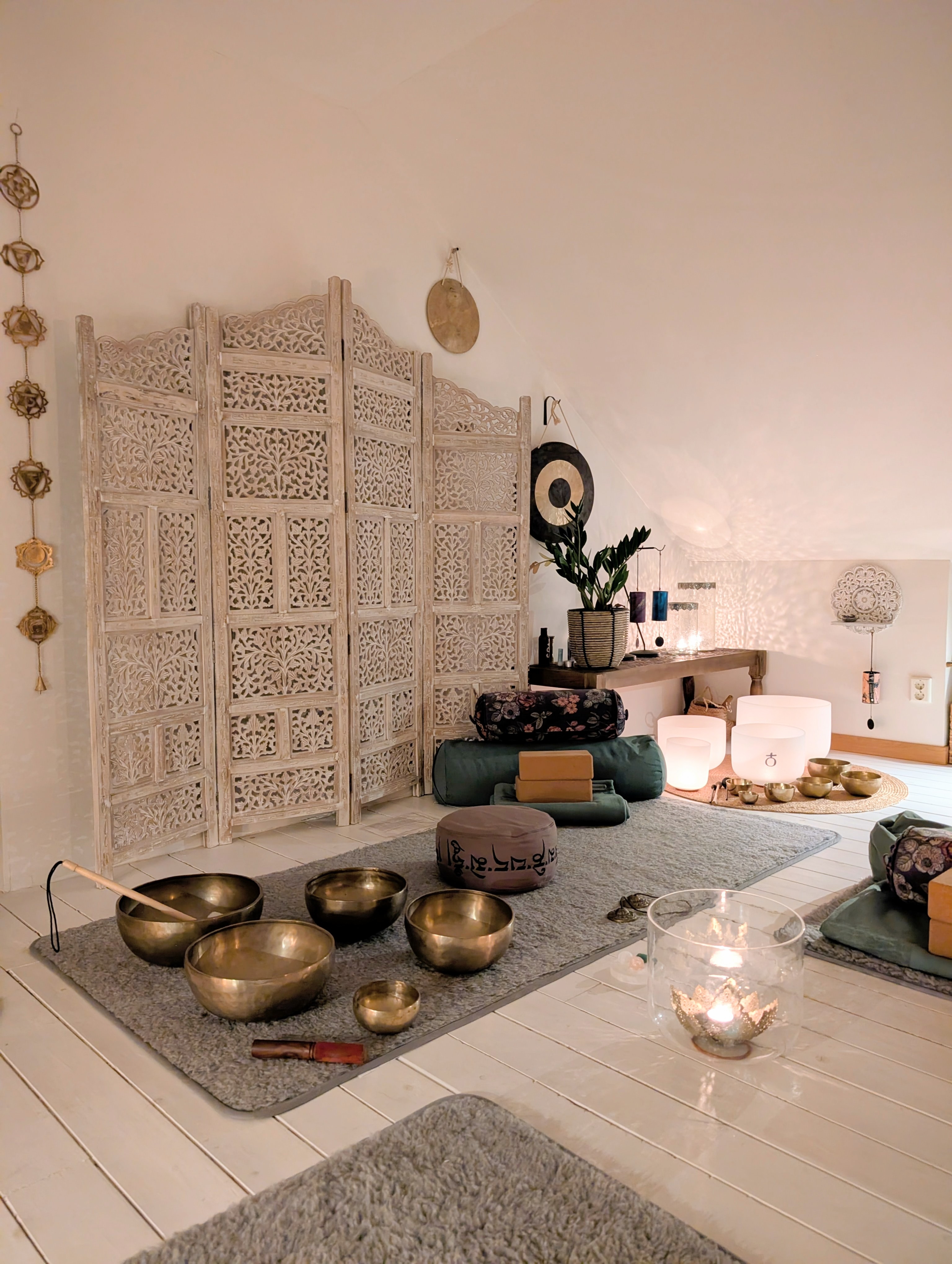 Mjukyoga med Soundhealing 