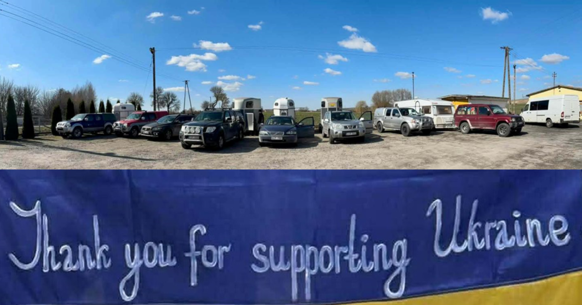  Två sammanslagna bilder. Uppradade bilder med släp samt en Ukrainsk flagga med texten "Thank you for supporting Ukraine".