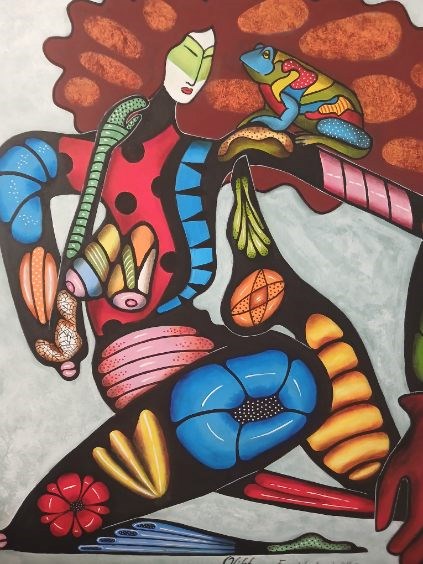 En färgrik och kraftfull kvinna. 