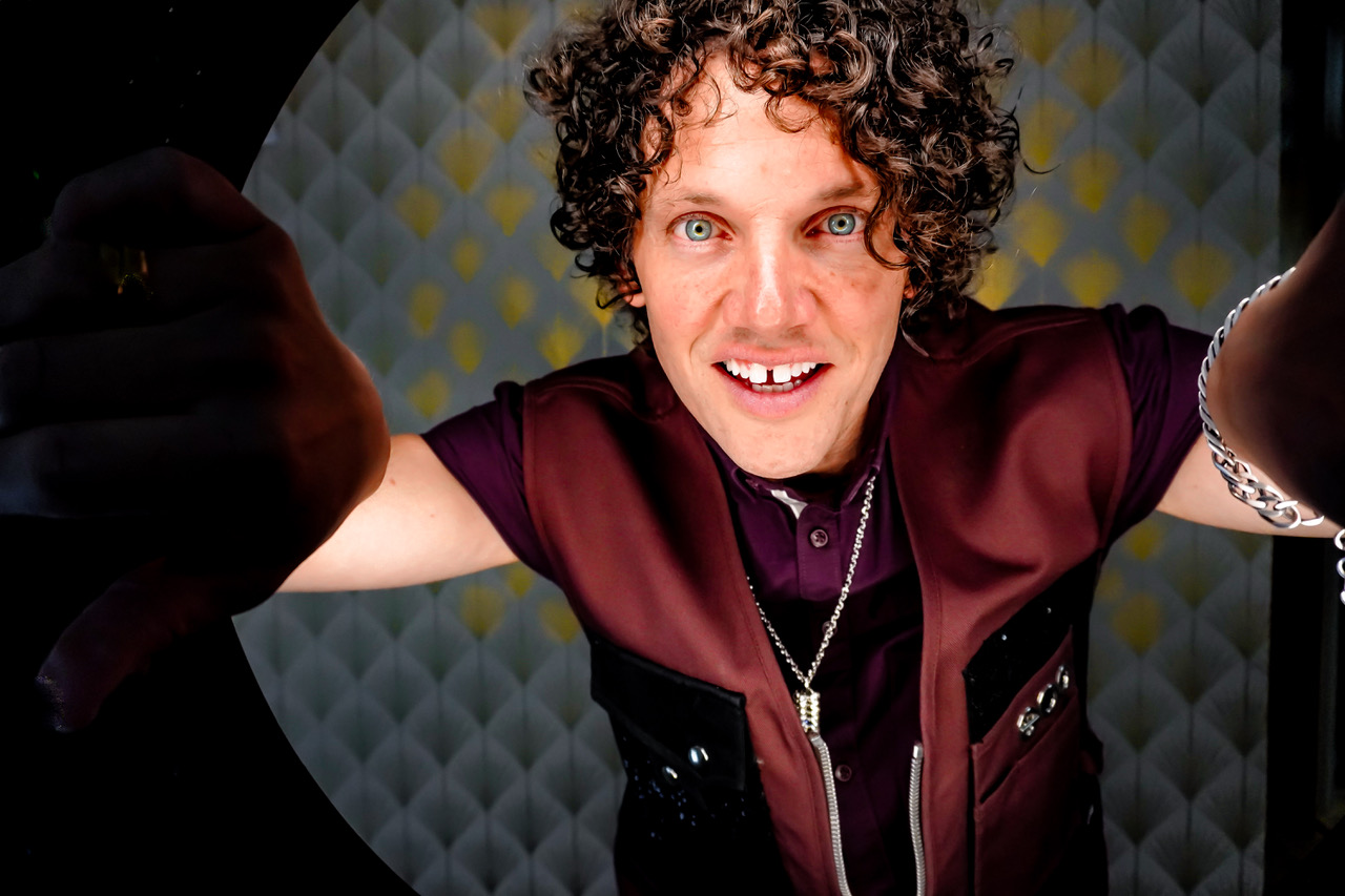 Nassim Al Fakir leker titut