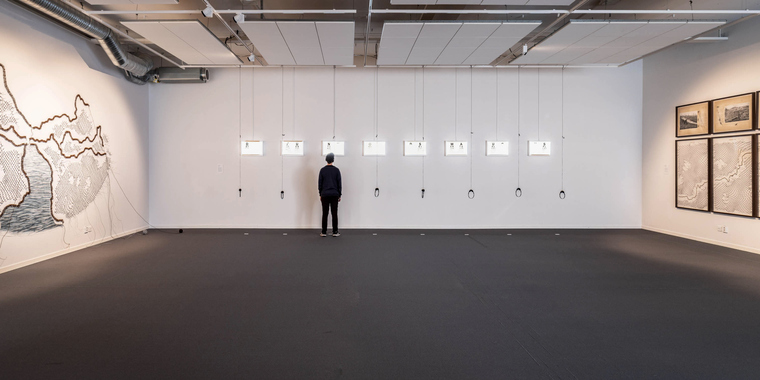 Reena Saini Kallat - Deep rivers run quiet, utställning, Norrtälje konsthall, Foto: Jean Baptiste Béranger