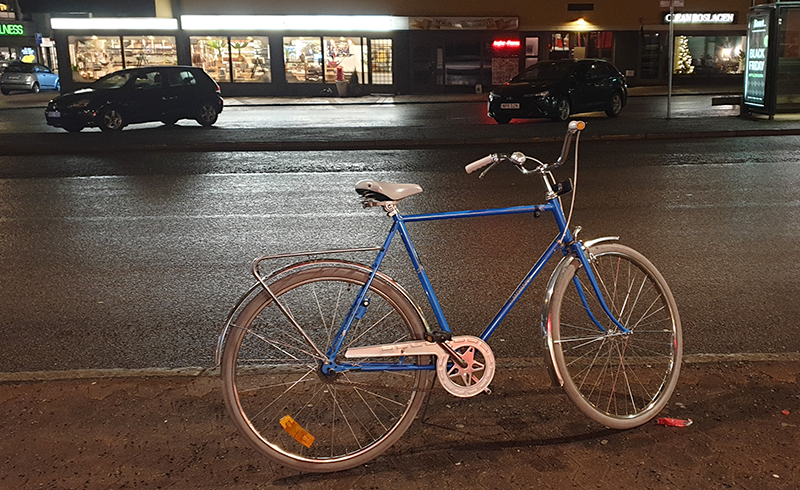 Parkerad cykel på Billborgsgatan