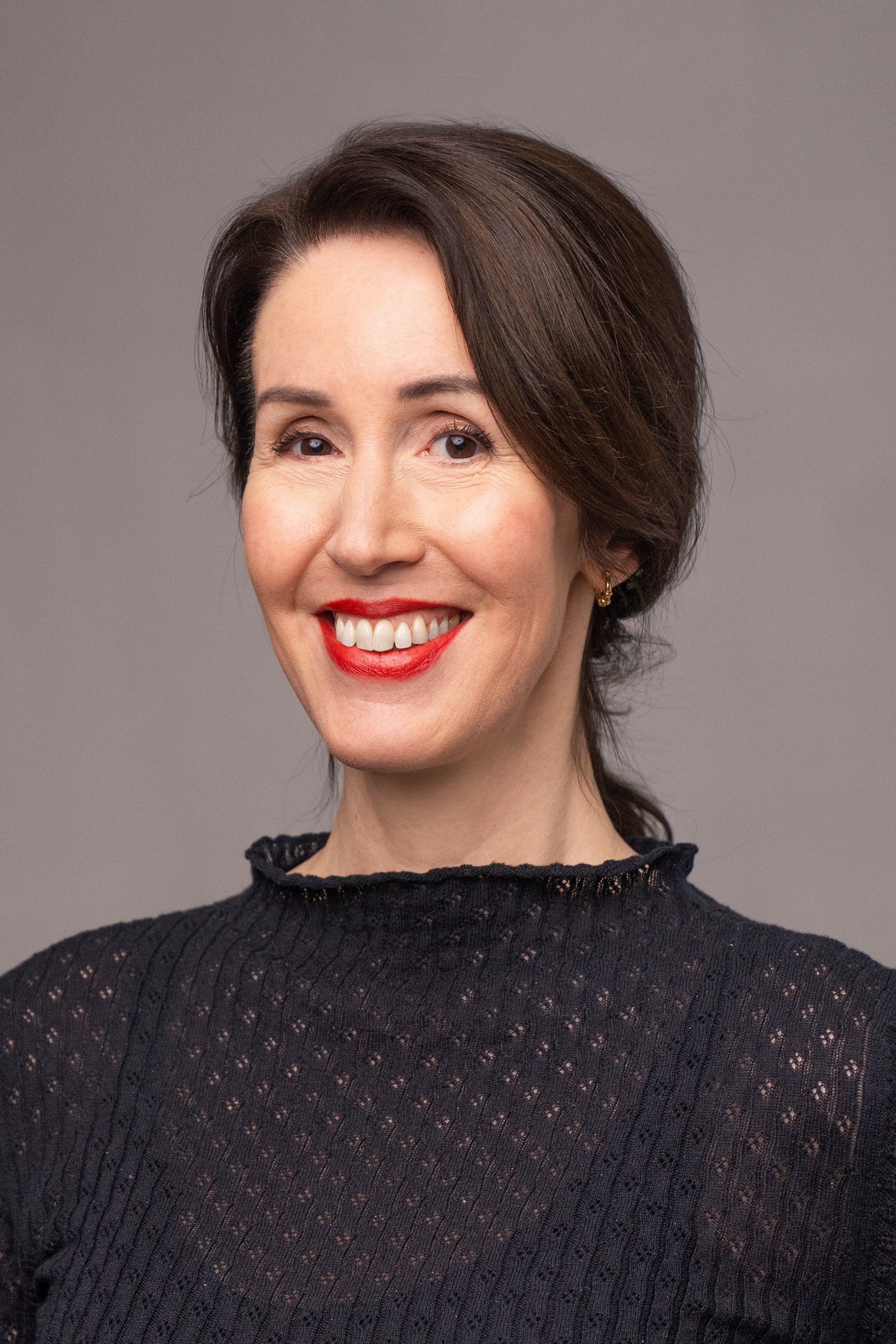 Bild på föreläsaren Clara Törnvall. Kvinna i medelåldern.