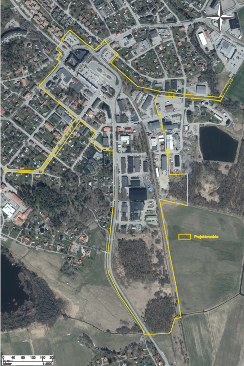 Karta över Rimbo centrum med projektområdet inringat i gult