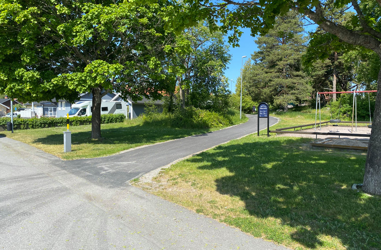 Bilden visar Alvägens park i Rimbo.